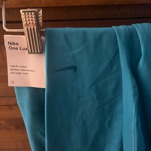 New Nike leggings